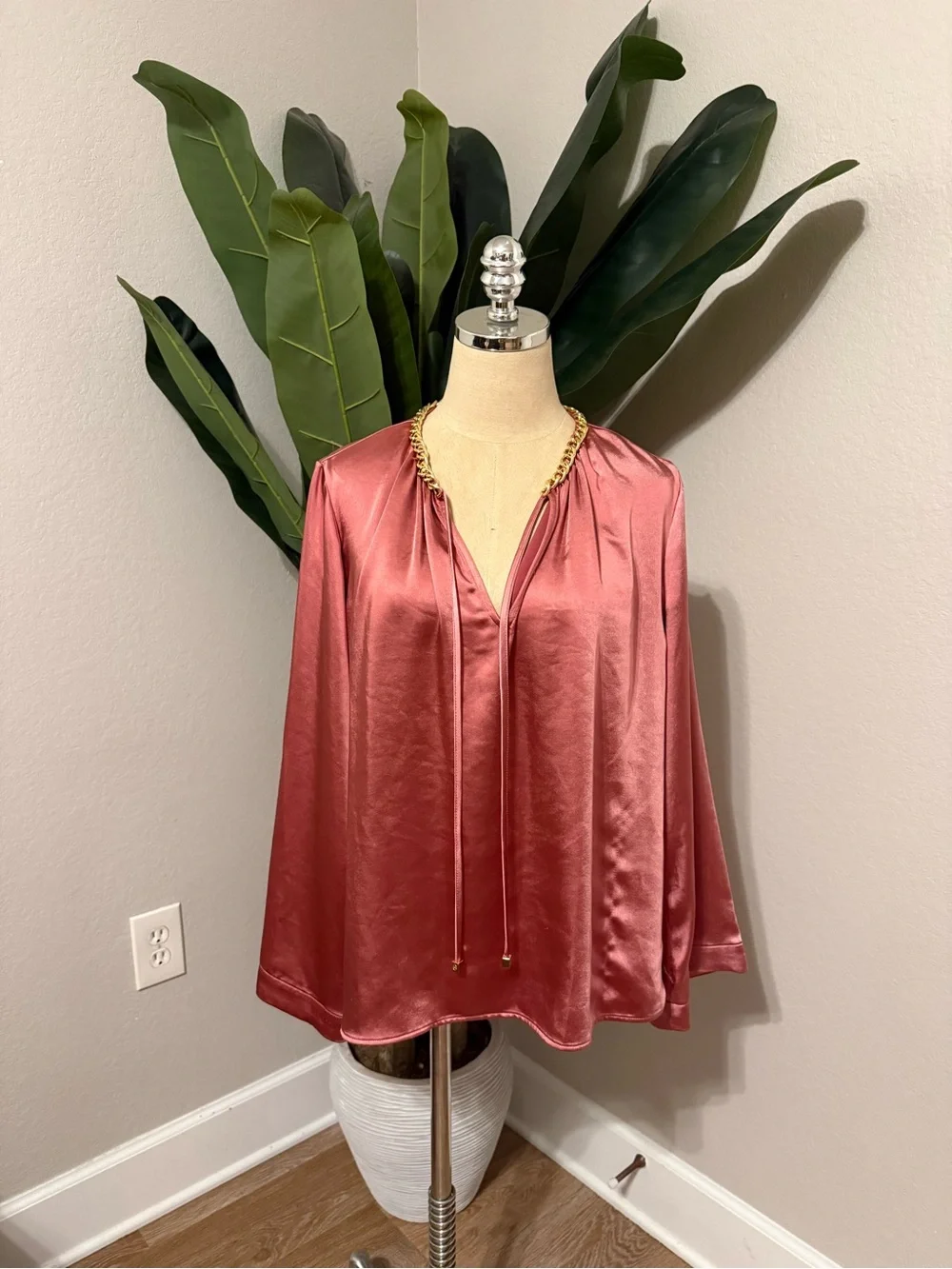 Michael Kors luxurious silky